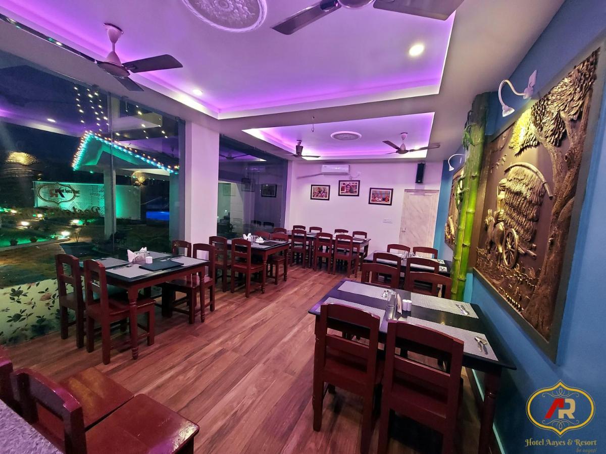 Hotel Aayes And Resort Shānti Niketan מראה חיצוני תמונה