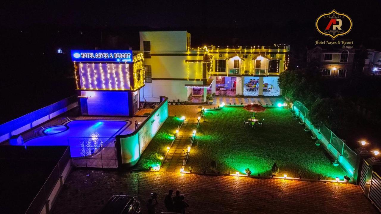 Hotel Aayes And Resort Shānti Niketan מראה חיצוני תמונה