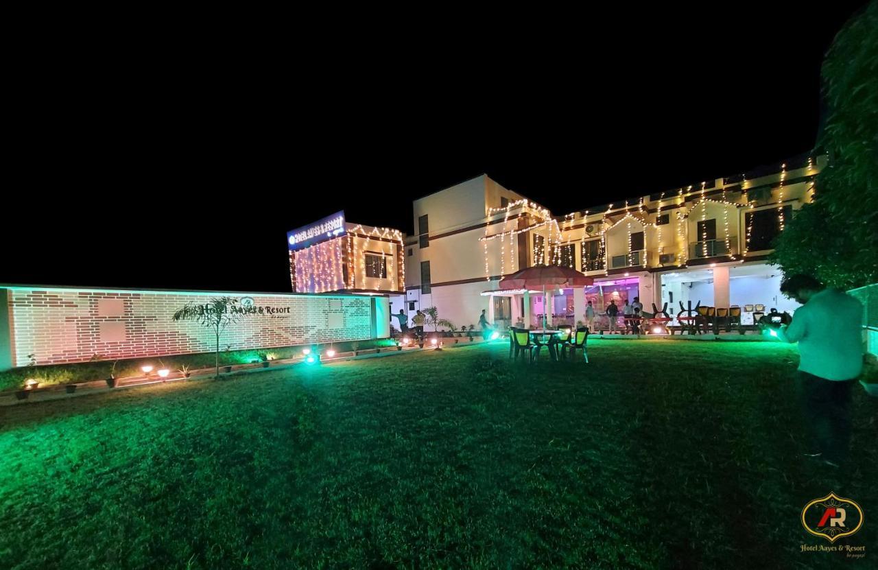Hotel Aayes And Resort Shānti Niketan מראה חיצוני תמונה