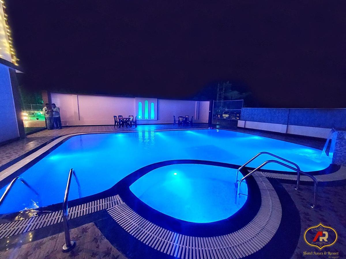 Hotel Aayes And Resort Shānti Niketan מראה חיצוני תמונה